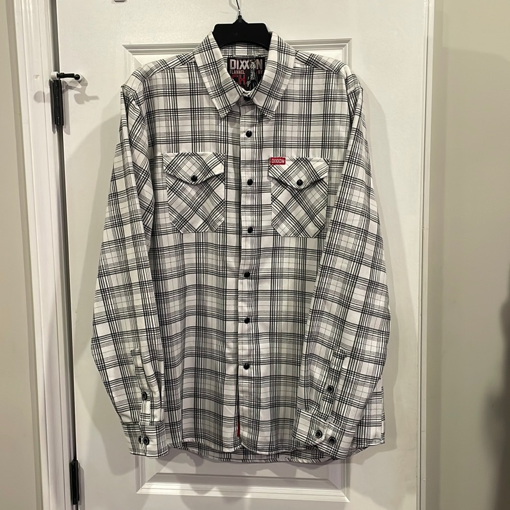 Men’s Dixxon Chaplin, size large